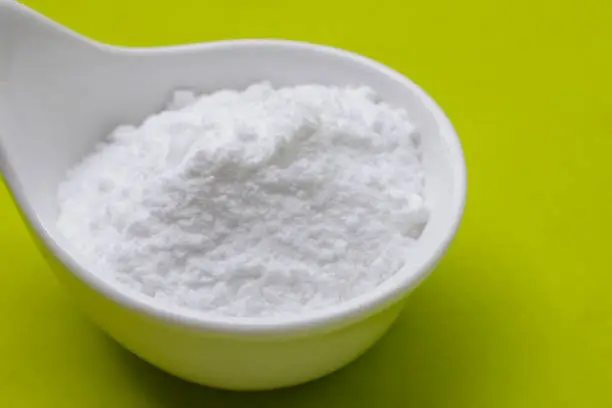 Can Thiamine HCl powder be mixed with other vitamins?