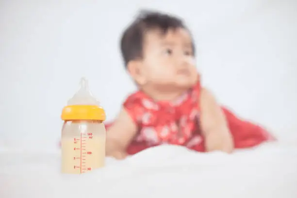 What are the benefits of DHA crude oil for infants and young children?